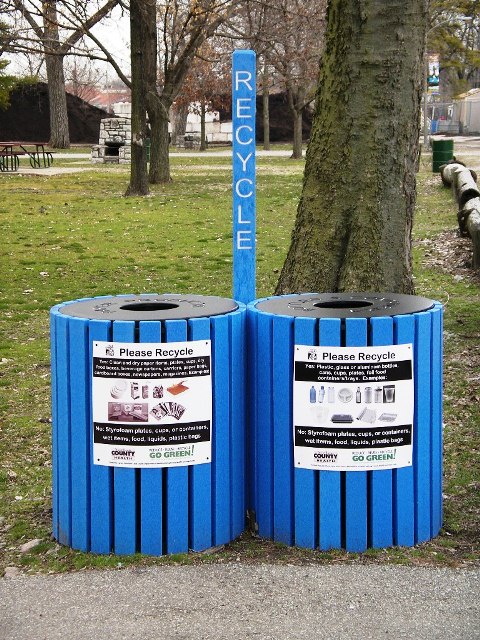 recycle in the parks